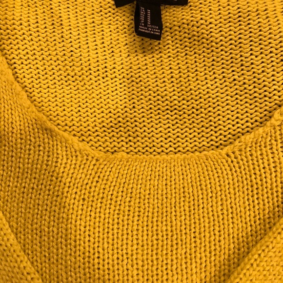 Sweater - Picture 2 of 5